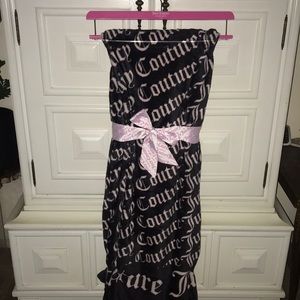 Juicy Couture throw blanket
